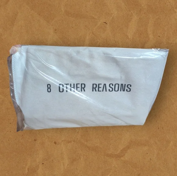 NWT 8 Other Reasons Elegant Cream Slouchy Bucket Bag - Picture 10 of 10